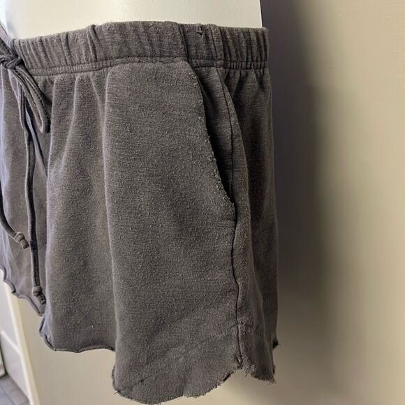 Vici Heather Gray Distressed Lounge Short Shorts w/ Elastic Waist and Pockets- M - Picture 5 of 11